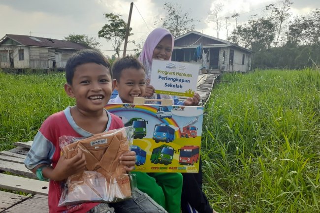 Bantuan Pendidikan Rumah Yatim untuk Keluarga Mutiara, Korban Kecelakaan Lalu Lintas di Pekanbaru