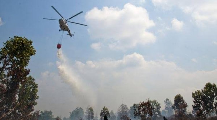 BNBP Berikan Bantuan Helikopter untuk Pemprov Riau Guna Padamkan Karhutla