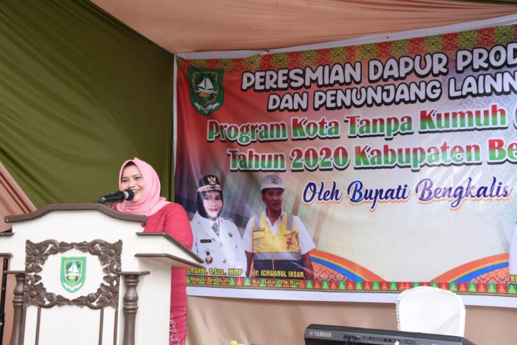 Bupati Bengkalis Kasmarni Resmikan Dapur Produksi Kelurahan Balik Alam