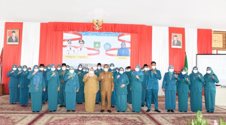 Bupati Bengkalis Kasmarni Lantik Pengurus Tim Penggerak PKK Priode 2021-2026