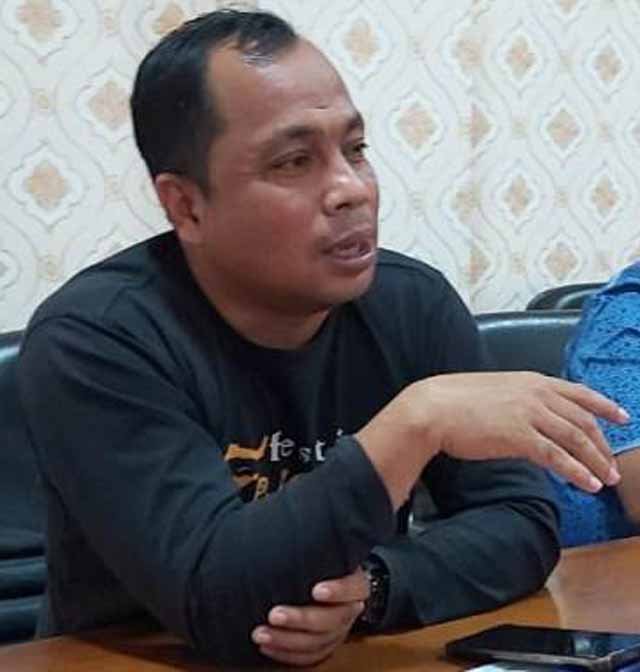 Ribuan Ikan Mati, Ketua DPRD Pelalawan Soroti Lambannya Kinerja DLH Pelalawan Terkait Pengambilan Sampel Limbah