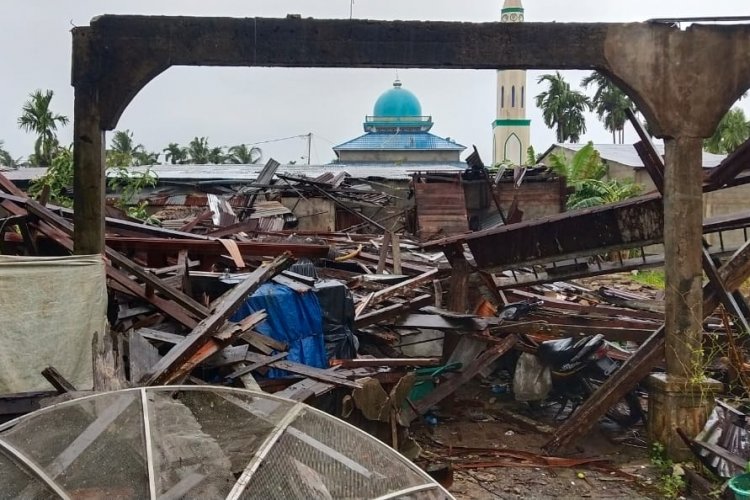 BPBD Riau akan Distribusikan Bantuan Logistik Korban Angin Punting Beliung di Inhil