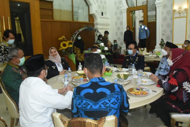 Bupati Kasmarni Jamu Makan Siang Kakanwil Kemenkumham Riau, Selamat Datang di Negeri Junjungan