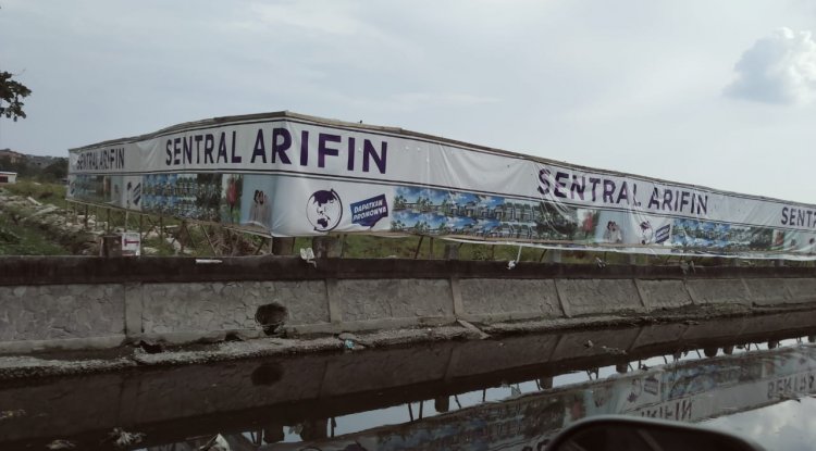 DIDUGA TIDAK MILIKI IZIN & MEMBANGUN DIKAWASAN RTH DEVELOPER ‘SENTRAL ARIFIN' NEKAT MEMBANGUN 157 UNIT PERUMAHAN