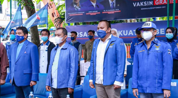 Bupati Kasmarni Adakan  Vaksin Gratis Dan Buka Bulan Bakti Dua Dekade Demokrat 