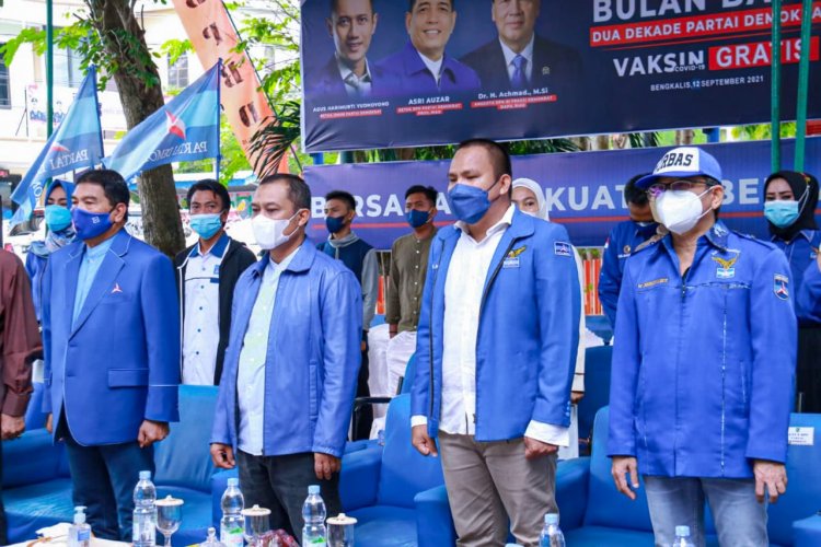 Bupati Kasmarni Adakan Vaksin Gratis Dan Buka Bulan Bakti Dua Dekade Demokrat