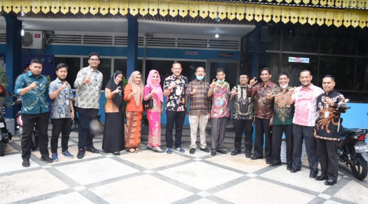 Sekda Bengkalis Terima Kunjungan Tim Monev KI Riau Ke PPID Utama