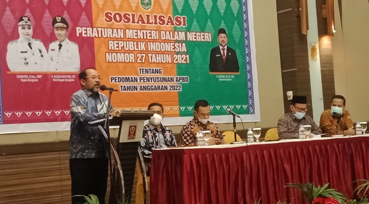 Bupati Kasmarni: Susun APBD 2022 dengan Baik, Tepat Sasaran, Tranparan dan Akutanbel