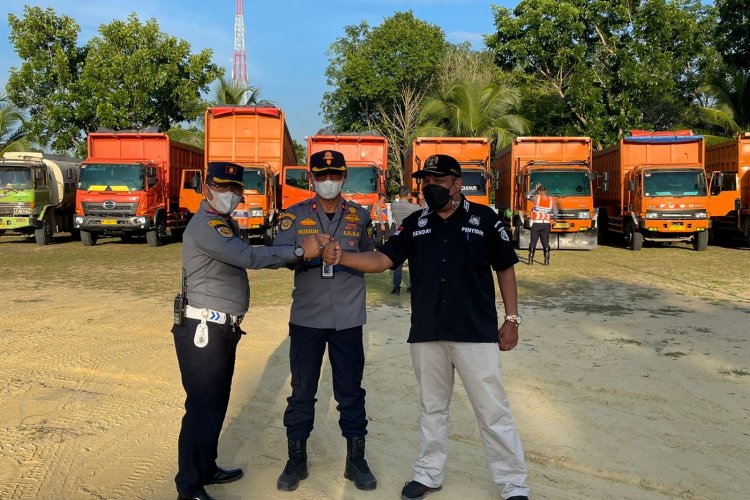 Razia di Kuansing, Tim Gabungan Kandangkan 11 Truk ODOL