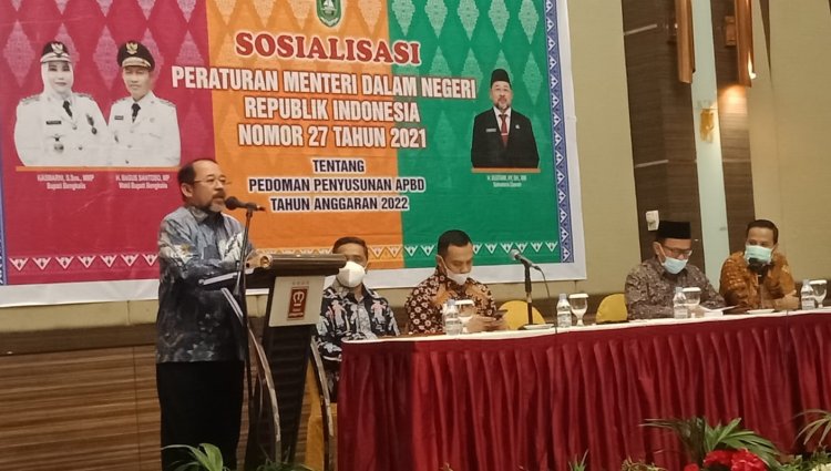 Bupati Kasmarni: Susun APBD 2022 dengan Baik, Tepat Sasaran, Tranparan dan Akutanbel