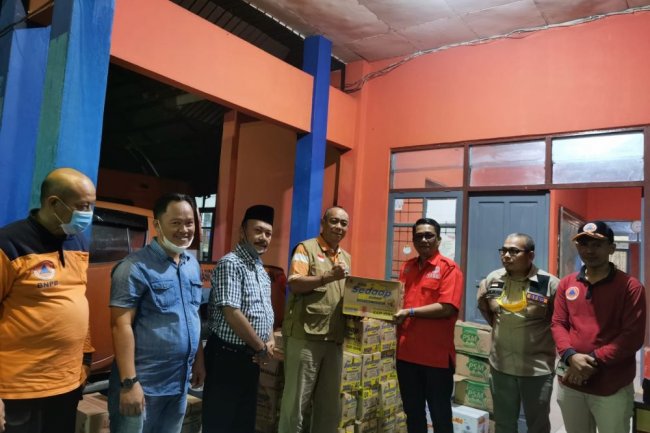 Pemprov Riau  Bergerak Cepat Untuk Memberikan Bantuan Kepada Masyarakat Suku Laut