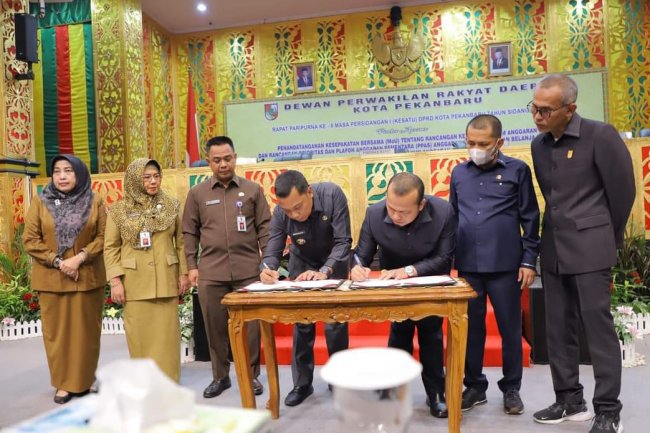 DPRD Pekanbaru Gelar Paripurna MoU KUA-PPAS R-APBD 2023