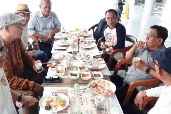 Dua Calon Ketua Umum PWI Pusat Bertemu dan Duduk Bersama, Ini yang Mereka Bicarakan 