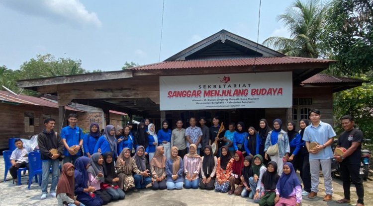 Mahasiswa D4 Bispro Polbeng Gelar Field Study