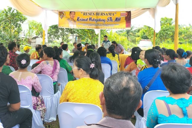 Krismat Hutagalung Reses di Palas, Sarana Pendidikan Jadi Keluhan Warga