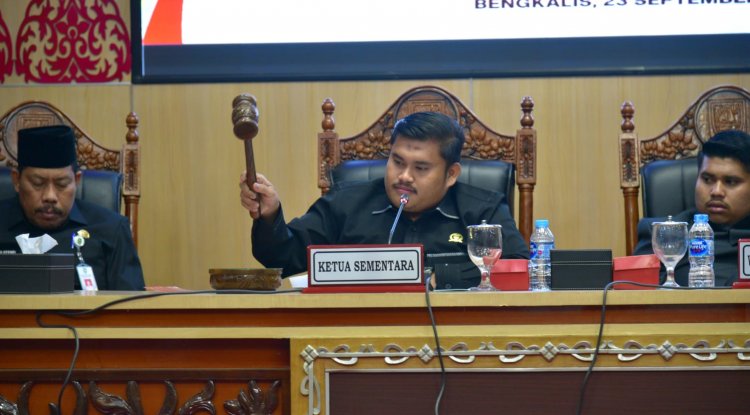 Tujuh Fraksi Ditetapkan DPRD Bengkalis Saat Gelar Sidang Paripurna