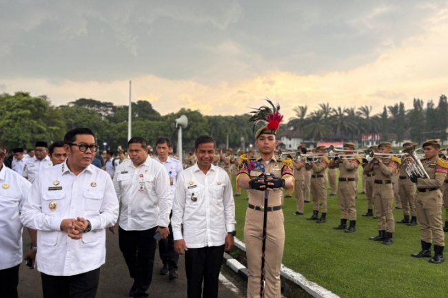 Bupati Kampar Hadiri Kunjungan Kerja Spesifik Komisi II DPR RI di IPDN Bersama Alumni IPDN dan APDN