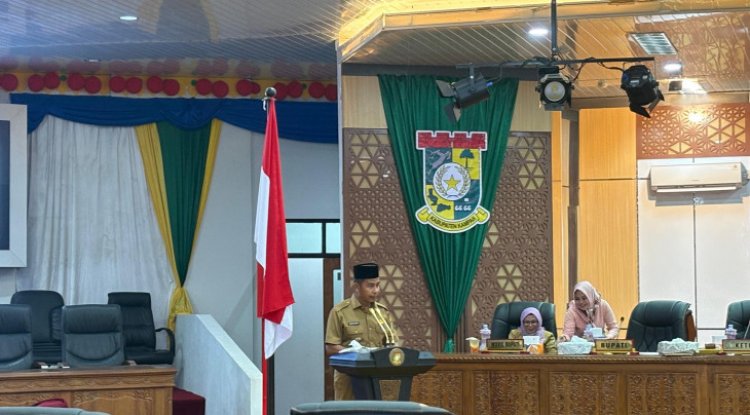 Bupati Kampar Didampingi Wakil Bupati, Hadiri Rapat Paripurna terkait Pengesahan 6 Ranperda.