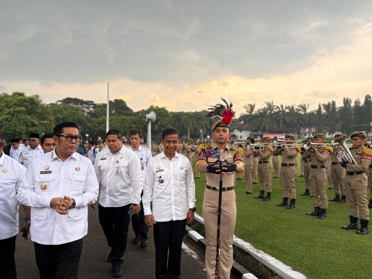 Bupati Kampar Hadiri Kunjungan Kerja Spesifik Komisi II DPR RI di IPDN Bersama Alumni IPDN dan APDN