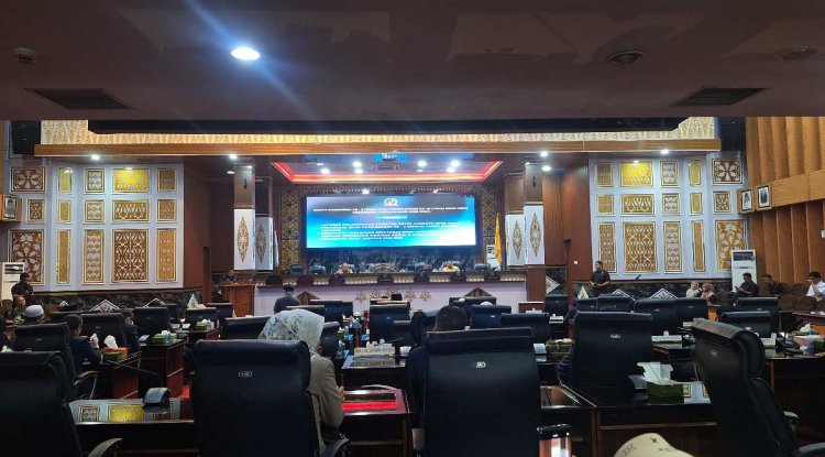 Jepta Sitohang Ketua Komisi III Gantikan Niar Erawati Gantikan AKD DPRD Pekanbaru.