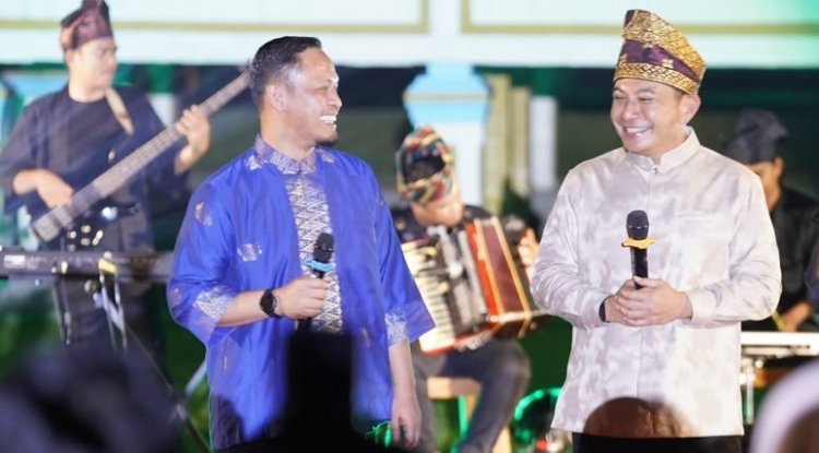 Walikota Pekanbaru Apresiasi Kinerja Komjen Herry Heryawan Selama Menjabat, Dan Siap Besinergi Dengan Kapolda Yang Baru